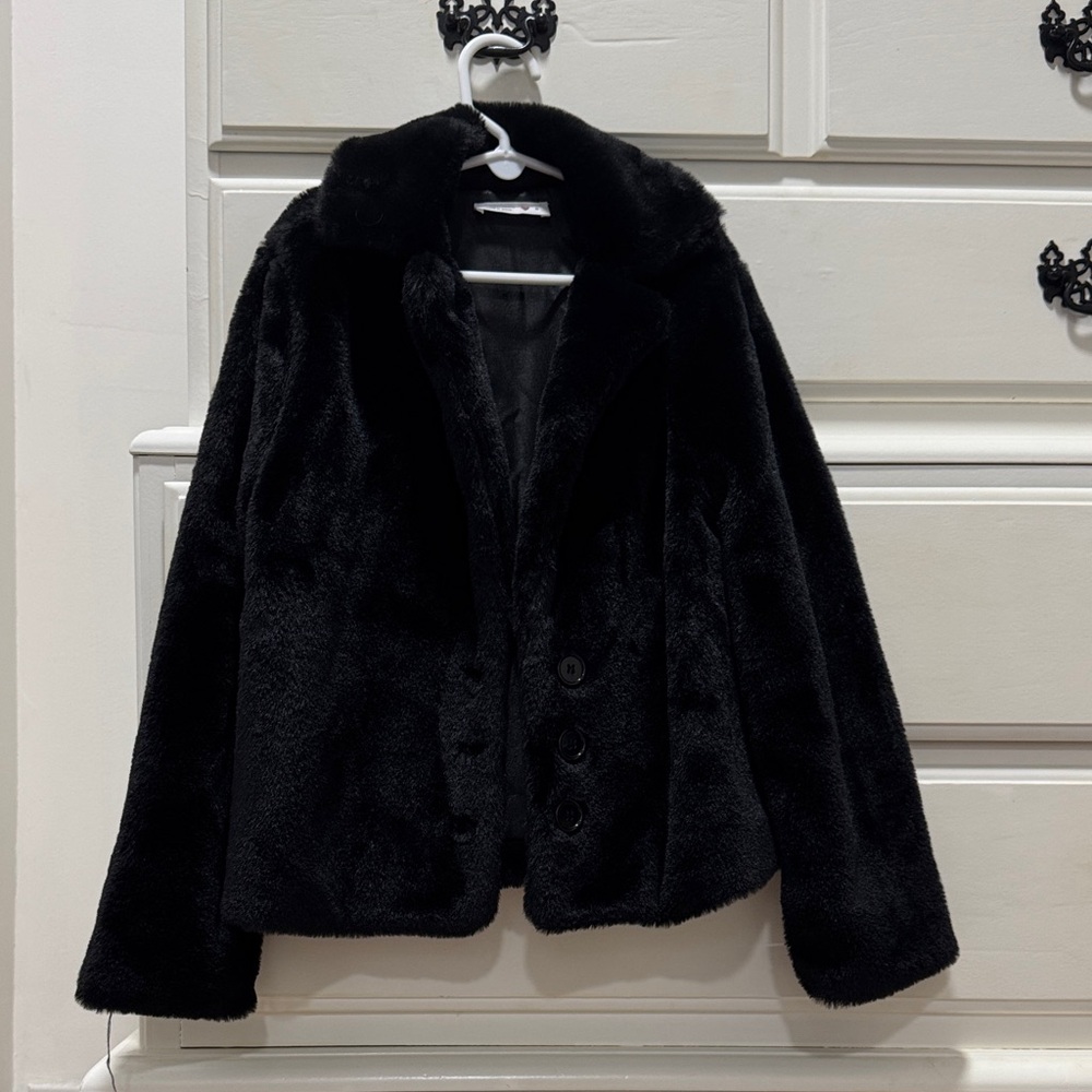 Girls Elegant Black Faux Fur Jacket